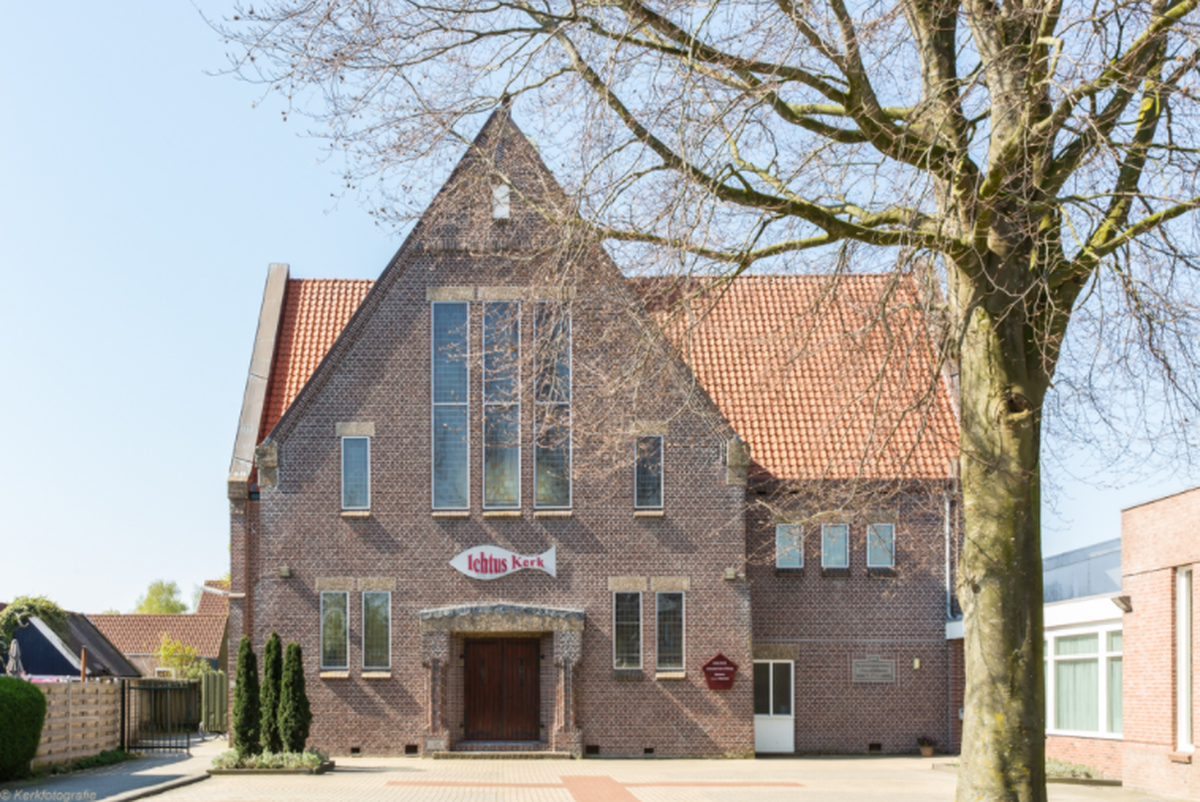 Ichthuskerk (foto: Kerkfotografie.nl)